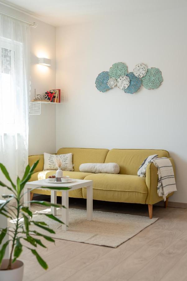דירות טרוגיר Apartman Lotos מראה חיצוני תמונה