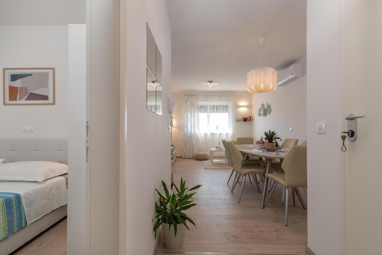 דירות טרוגיר Apartman Lotos מראה חיצוני תמונה