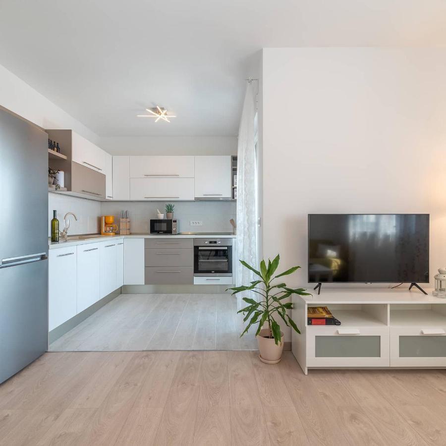 דירות טרוגיר Apartman Lotos מראה חיצוני תמונה