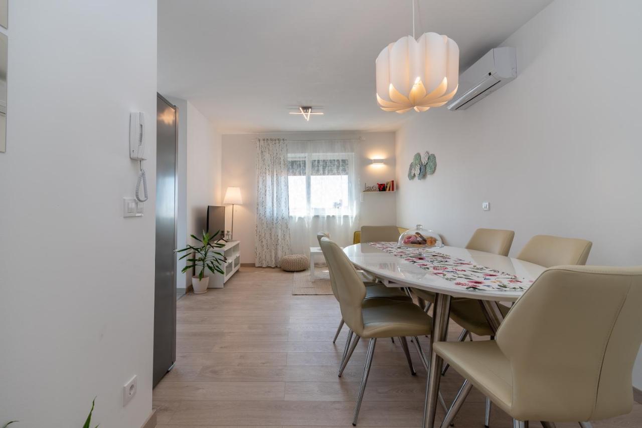 דירות טרוגיר Apartman Lotos מראה חיצוני תמונה