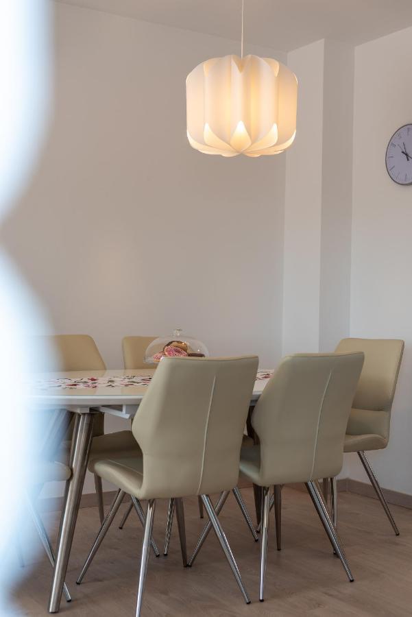 דירות טרוגיר Apartman Lotos מראה חיצוני תמונה